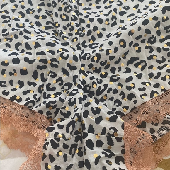 VICTORIA’S SECRET ❤️ Lingerie Lounging Sleeping Shorts -Large L NWT - Picture 5 of 10